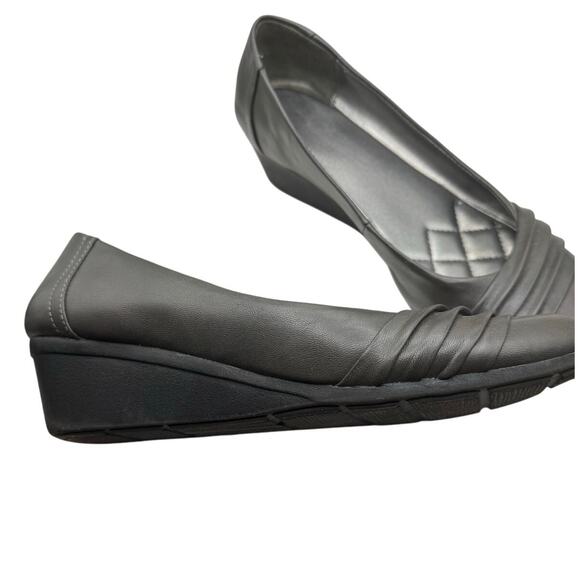 Dressbarn Wedge Heels Size 8.5 - Picture 4 of 7